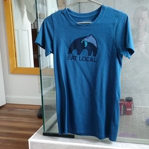 Patagonia tee